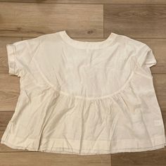 New Without Tags, Never Worn. Lightweight Material. Cute Cotton Tops For Daywear, Cream Cotton Top For Daywear, Cream Cotton Beach Tops, Cream Cotton Top For The Beach, Cream Cotton Tops For Day Out, Cute Cream Tops For Vacation, Cream Cotton Vacation Tops, Cream Cotton Tops For Vacation, Babydoll Top