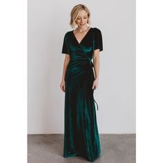 Nwt Baltic Born Meghan Velvet Emerald Green Wrap Maxi Dress Size S Wedding Party New With Tags. Great Dress For Any Formal Occasion. Smoke Free Home. Goddess Prom Bridesmaid Formal Velvet Wrap Dress, Baltic Born, Velvet Maxi Dress, Maxi Bridesmaid Dresses, Wrap Maxi Dress, Mid Length Sleeves, Theme Color, Pleated Maxi Dress, Pleated Maxi