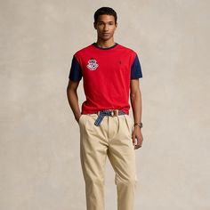 This T-shirt is crafted with soft cotton jersey and features a signature shield patch inspired by the flag of England. Flag Of England, Sweatpants And Sweater, England Flag, Polo Bear, Chino Jeans, Ralph Lauren Collection, The Flag, Rugby Shirt, Sweater And Shorts