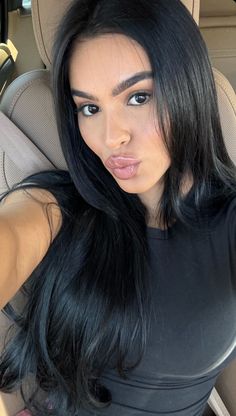 Amaya Colon, Cute Nose Piercings, Kissy Face, Hair Light, Jet Black Hair, Brown Skin Makeup, Arab Beauty, Face Hair, Light Hair