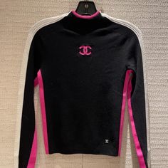 100% Authentic Chanel Turtleneck Top Size 36 Luxury Winter Tops, Designer Black Top For Winter, Luxury Closet, Turtle Neck Top, The 100, Sweaters For Women, Turtle Neck, Chanel, Long Sleeve