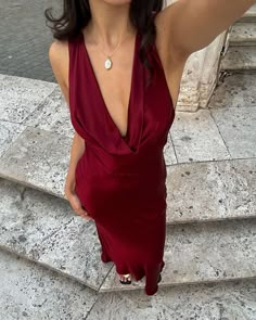 Burgundy Prom Dresses Deep V Neck Evening Dress fg4129 – formalgowns Burgundy Prom Dresses, Robes Glamour, Burgundy Prom, Fest Outfits, Burgundy Prom Dress, Mode Inspo, Glam Dresses