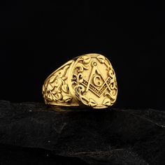 Gold Masonic Ring , an elegant and meaningful accessory choice. Made of 14k gold, this ring features a special design adorned with Masonic symbols. This ring, which holds profound meanings related to Freemasonry, combines aesthetic and spiritual value. It can be an ideal gift option for those who respect Masonic tradition. PRODUCT FEATURES -Products are sent with free shipping with box and bag. ★Item Details * Material : 10K Solid Gold * Material : 14K Solid Gold * Ring Weight 14K = 12.00 - 14.0 Yellow Gold Symbolic Rings For Formal Occasions, Gold Symbolic Rings For Formal Occasions, Symbolic Yellow Gold Rings For Formal Occasions, Symbolic Gold Rings For Formal Occasions, Ceremonial Gold Diamond Ring, Formal Yellow Gold Symbolic Rings, Gold Symbolic Initial Ring For Formal Occasions, Classic Gold Diamond Ring For Ceremonial Occasions, Mason Ring