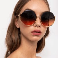 Linda Farrow Sunglasses, Face Shapes Guide, Sunset Gradient, Round Lens Sunglasses, Chain Scarf, Men's Optical, Oversized Round Sunglasses, Rose Gold Frame, Look Retro