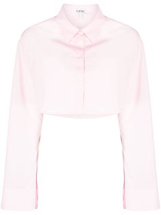 Cotton pink shirt, classic collar, cropped cut. This item is in size 38 and the color is Pink Classic Cropped Crop Top, Elegant Pink Cropped Top, Elegant Long Sleeve Pink Crop Top, Chic Pink Shirt With Spread Collar, Elegant Collared Cropped Shirt For Spring, Chic Pink Blouse With Spread Collar, Chic Collared Cropped Shirt For Daywear, Chic Pink Top With Spread Collar, Pink Cropped Top For Work