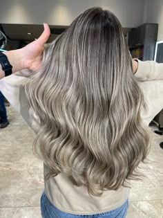 Fit Hairstyles, Quince Gifts, Hair Stylist Tips, Ash Blonde Hair Balayage, Ash Balayage, Beige Blonde Balayage, Sandy Hair, Beige Hair, Brown Hair Inspo