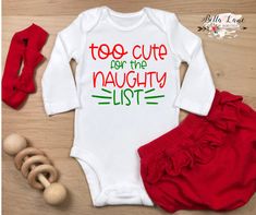 Christmas Cute Outfits, Baby Christmas Outfits, Baby Christmas Onesie, Holiday Outfit Christmas, Christmas Onesies, Winter Holiday Outfits, Christmas Baby Pictures, Onesie Ideas, Cute Outfits Ideas