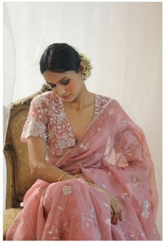 Saree In Pink Color, Latest Saari Trends Indian, Organza Saree Blouse Designs Latest, Pink Sari, Simple Saree Designs