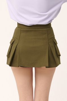 Micro-mini skirt look with lining shorts underneath Faux pocket on the sides Product Specification 97% Cotton 3% Spandex Flat measurement (XS/S) Waist 34cm / hip 43cm / length 35cm (S/M) waist 35.5cm / hip 41cm / length 33cm Professional Clean Only / Do Not Tumble Dry Model's height is 6' 8" (175cm) Bust 31in Waist 23in Hip 34in and wearing XS/S Made in Korea Micro Mini Skirt, Micro Mini, Olive Color, Black Xs, Skorts, White Beige, Best Sellers, Mini Skirt, Cool Outfits