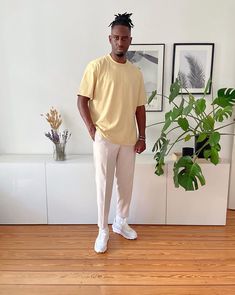 Summer Pallet, Monochrome Outfit, Simple Home, Instagram Summer, Daily Look, Streetwear Outfit, White Undershirt, Normcore