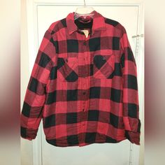 Telluride Clothing Red & Black Flanel Jacket Sz Medium Black Winter Flannel Shirt With Pockets, Black Flannel Shirt With Pockets For Winter, Black Flannel Button-up Outerwear, Casual Black Flannel Outerwear, Black Winter Flannel Shirt With Button Closure, Black Flannel Long Sleeve Outerwear, Black Long Sleeve Flannel Outerwear, Red Winter Flannel Shirt With Pockets, Fall Flannel Outerwear For Streetwear