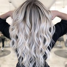 Blonde Hair Pictures, Icy Blonde Balayage, Cute Blonde Hair, Hair Colour Design, Summer Blonde Hair, Ombre Hair Blonde