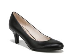 Save on Parigi Pump at DSW. Free shipping, convenient returns and customer service ready to help. Shop online for Parigi Pump today! Lifestride Shoes, Perfect Heels, Work Shoes, Beautiful Shoes, Nice Shoes, Comfort Fit, Pumps, Style Inspiration