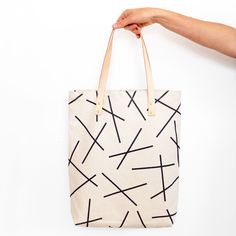 Discover all available colors here: https://www.etsy.com/shop/5mmPaper?section_id=22953113 - Tote bag size - 16x14x3 inches (36x40x7.5 cm) - Heavy duty natural cotton canvas  - Natural coloured genuine leather straps - 24 inches long (60 cm) - Inside pocket - 8x6 inches (20x15 cm) - Golden zipper Simply a solid tote bag. This tote bag is made out of very strong natural cotton canvas, a very thick and sturdy material to ensure a long lasting quality. The inside of the bag is covered with a cotton Waxed Canvas Tote Bag, Cosmic Jewelry, Black Hoops Earrings, Shopper Bags, Waterproof Tote, Green Tote Bag, Green Tote, Lines Pattern, Tote Bag Black