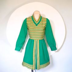 True Authentic Vintage Mini Dress, So Cute And Unique, Very Mod. Labeled Size 10, Fits Smaller, I Recommend For S/M, Depending On The Look You Want, Please Check Measurements. Green Longsleeve Dress With Yellow/Harvest Gold, Green & Off-White Textured Plaid & Striped Pattern V-Neck, Skirt With Front Pleating Amazing Fit With Pronounced Waist & Chest Darts Back Zipper, Unlined, Buttoned Cuffs With Fabric Covered Button Polyester, Made In Usa Pit - Pit 18”, Length 37”, Waist 14”, Sleeves 23” Great Vintage Condition, One Button Is Missing On Each Sleeve Cuff :: Vtg Ooak Retro Boho Fancy Grandma Core Granny Core Folklore Eclectic Grandpa Core Whimsical Bohemian Lisa Says Gah Ant Eclectic Grandpa, Vintage Mini Dress, Grandpa Core, Vintage Mini Dresses, Mod 60s, Harvest Gold, Lisa Says Gah, Grandma Core, Drop Dead