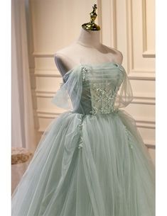 Long Ball Dresses, Ball Gown Off Shoulder, Gown Off Shoulder, Beaded Ball Gown, Green Formal Dresses, Strapless Evening Gowns, Green Evening Dress, Green Tulle, Professional Dress