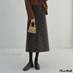 Olivia Mark - High Waist Plaid Midi Skirt: Perfect Winter Pairing with Sweaters and Knit Dresses Tartan Midi Skirt, Midi Skirt Winter, Casual Maxi Skirt, Knitted Winter Dress, Plaid Midi Skirt, Perfect Winter Outfit, Vintage Maxi Skirt, Midi Skirt Pattern, Wool Sweater Dress