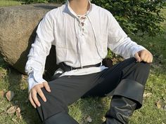 White Medieval Viking Tunic, Renaissance Pirate Shirt, Vintage Cotton Linen Men Tunic, Medieval LARP Shirt, Ren Faire Costume Tunic Shirt Elevate your wardrobe with our Viking Medieval Men's Linen Tunic, expertly crafted for a perfect fusion of historical charm and contemporary comfort. Ideal for those seeking a unique and stylish nod to the past. Elevate your wardrobe with our Viking Medieval Men's Linen Tunic, expertly crafted for a perfect fusion of historical charm and contemporary comfort. Medieval Blouse Men, Medieval Mens Wedding Clothes, Medieval England Clothes, Viking Men Outfit, Medieval Inspired Outfits Men, Celtic Male Clothing, Fantasy Casual Clothes Male