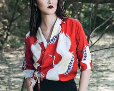 Lost in Kyoto collection Japanese traditional crane painting red/purple top · PurpleFishBowl · Online Store Powered by Storenvy Harajuku Outfit, Style With Tie, Japanese Summer, Star Wars Fashion, Japanese Street Fashion, Kyoto Japan, Purple Top, International Fashion, Summer Trends