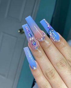 Blue Nails With Rhinestones, Acrylic Nails Ideas Almond, Blue Acrylic Nails Ideas, Royal Blue And Silver Nails, Nails Stiletto Short, Baddie Almond Nails, Long Almond Acrylic Nails, Nails Royal Blue, Dramatic Nails