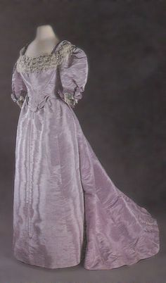 1896 Princess of Wales Alexandra's dress (Museum of Costume - Bath, Somerset UK)