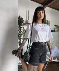 Modern Grunge Outfits, Alternative Fashion Summer, Edgy Outfits Summer, Summer Grunge Outfits, Look Hippie, Modern Grunge, All Black Outfits, Look Grunge, Outfit Retro