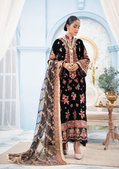 Elegant Party Dress Pakistani in Black Velvet Designer Luxury Dresses For Eid Festive Season, Luxury Dresses For Eid Festivities, Luxury Dresses For Festive Eid Celebrations, Luxury Festive Dress For Eid, Party Dress In Organza With Naqshi Detailing, Organza Party Dress With Naqshi Details, Elegant Party Dress With Naqshi Details, Party Dress Pakistani, Embroidered Vines