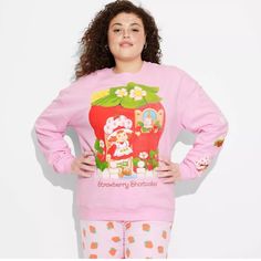 Super Adorable And Comfy Sweatshirt. Cozy Pink Top With Graphic Print, Cozy Pink Graphic Print Top, Casual Long Sleeve Tops With Strawberry Print, Strawberry Shortcake Sweatshirt, Big Strawberry, Strawberry Graphic, Barbie Logo, Friends Sweatshirt, Vintage Strawberry Shortcake