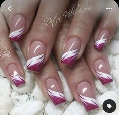 Elegant Touch Nails, Negative Space Nail Art, Fancy Nail Art, Nail Tip Designs, Manicure Nail Designs, French Tip Nail Designs, Gel Nail Art Designs, Finger Nail Art