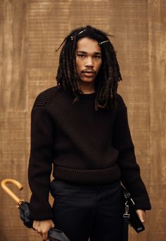 Skater Fits, Hair Like Wool, Black Men Hairstyles, Cute Black Guys, Mens Casual Dress Outfits, Paris Fashion Week Street Style, Modeling Tips