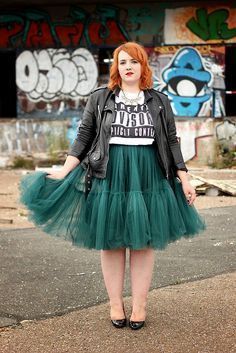 Rok Tile, Big Size Outfit, White Tulle Skirt, Look Plus Size, Moda Plus, Business Outfit, Moda Vintage, Style Crush, Curvy Girl Fashion