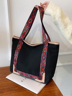 Hand Bag Design Ideas, Canvas Bag Design Diy, Diy Painted Canvas, Painted Canvas Tote, Tote Bag Diy Pattern, Tods Bag, Tas Bahu