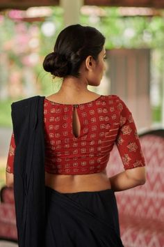 Saree Blouse Back, Blouse Back Neck, Blouse Designs High Neck, Cotton Saree Blouse Designs, Boat Neck Blouse Design, Cotton Blouse Design, New Saree Blouse Designs, Latest Model Blouse Designs