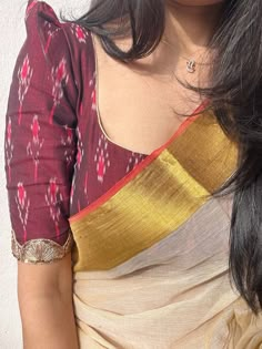 Simple Blouse Designs Pattern Indian Fashion, Normal Saree Blouse Designs, Simple Cotton Blouse Designs, Cotton Sarees Blouse Designs, Front Neck Design For Blouse, Small Puff Sleeve Blouse Indian, Simple Blouse Design For Normal Saree, Blouse Front Neck Designs Latest, Pattu Sari Blouse Designs Latest