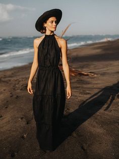 Come and go with poise, leave an air of seduction lingering in your wake in our luxurious swathes of deep black of night linen. Our Annely Dress works just as well for winter with a leather jacket and boots, as it does for the beach. Heavyweight pure linen Tiered maxi dress Halter neckline with split in the middle Open back Adjustable waste In Black and Natural Color: Black Material: 100% Linen Care instructions: Hand wash in cold water One size only Model Anastasia is 170 cm tall, Annely is 178 Autumn Adeigbo, Lottie Dress, Creme Color, Dress Autumn, Dress Halter, Linen Maxi Dress, Tiered Maxi Dress, Come And Go, Deep Black