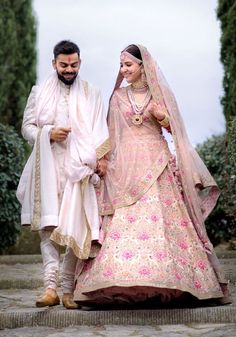 भारतीय दुल्हन संबंधी, Ad Earrings, Sabyasachi Bridal, Jewellery Kundan, Virat And Anushka, Sabyasachi Lehenga, Black Lehenga, Nikkah Dress