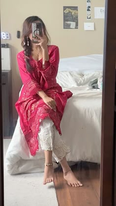 Girls Poseing Traditional, Desi Clothing, White Instagram, Desi Outfits, Pani Puri, Traditional Indian Dress