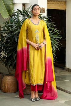 Mustard yellow kurta with placement floral butti embroidery using resham and zari work. Paired with a bright pink pant and ombre dupatta. - Aza Fashions Butti Embroidery, Ombre Dupatta, Pink Pant, Yellow Kurta, Kurta Pant Set, Zari Work, Kurta With Pants, Pink Pants, Kurta Set