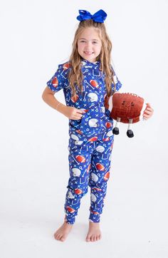 This adorable set is crafted from incredibly soft and breathable viscose from bamboo, cotton, and spandex for an irresistibly comfortable fit! The set features an adorable design perfect for those days spent rooting for your favorite team [toddler girl outfits jumpsuits and rompers, cute toddler girl outfits, toddler boy outfits, toddler boy rompers, football sweatsuit, football pajamas, jumpsuits and rompers, #sweaters #bamboo #toddlerfashion] Shop Birdie Bean Baby today!