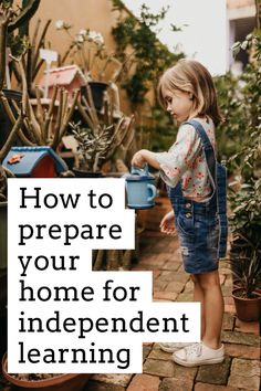 Easy tips for preparing to homeschool your preschool students. This post includes information for families following a Montessori or Charlotte Mason philosophy. Charlotte Mason Homeschool, Waldorf Homeschool, Homeschool Education, Keep Working, Homeschool Schedule, Homeschool Learning