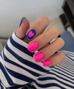 7. Royal Blue   Bright Pink Nails Summer is almost here, nothing beats the warm summer months. Those long days allowed you to do lots of activities or go out with your girlfriends. Whether you are hanging around the beach, BBQ in the back garden, or meeting up with your friends. 90s Short Nail Designs, Bright Sns Nails, Dipped Short Nails, Gel Manicure Short Nails Summer, Spring Bright Nails, Rainbow Toe Nail Designs, Trendy Gel Nails Spring, Cute Dip Nails Ideas Summer, Dip Powder Nails Colors Summer Short