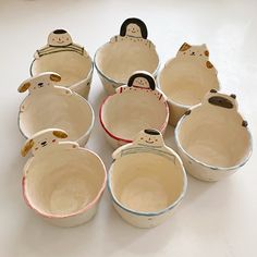 Handmade ceramic yogurt bowl, handdrawing korean style. Cat Dog Couple, Matcha Ceramic, Cute Dog Bowls, Dog Couple, Pottery Cat, Pottery Inspo, Couple Cute, Yogurt Bowl, Clay Bowl