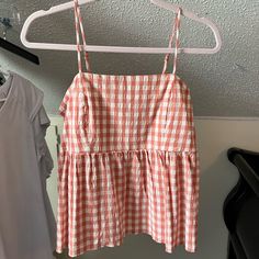 Pink And White Patterned Tank Top Brand New Size S All Prices Completely Negotiable, Just Ask Casual Gingham Tops For Beach, Gingham Tank Top, Target Tank Top, Orange Gingham, Tan Tank Top, Gingham Top, Black Crop Top Tank, Orange Tank Top, Purple Tank Top