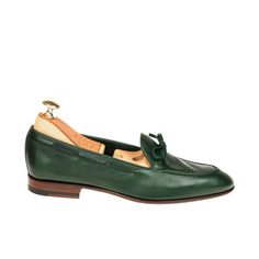 UNLINED STRING LOAFERS IN GREEN RUSTI CALF Green Leather Sole Slip-on Loafers, Green Business Loafers With Leather Sole, Luxury Green Loafers, Elegant Green Loafers For Business, Green Slip-on Loafers With Leather Sole, Elegant Green Goodyear Welted Leather Shoes, Elegant Green Leather Shoes With Goodyear Welt, Luxury Green Loafers For Formal Occasions, Elegant Green Loafers For Formal Occasions