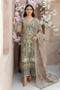 Classical Green Balsam Heavily Embellished Pakistani Kameez Salwar Suit Pakistani Kameez, Pakistani Formal Dresses, Eid Outfits, Salwar Dress, Dress Salwar Kameez, Pakistani Wedding Outfits, Pakistani Fancy Dresses, Salwar Kamiz, Desi Clothes