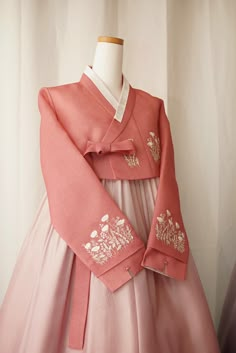 [Premium Hanbok Rental] * 100% refund if the package doesn't arrive on time. * Order return label * Order a 100% refundable security deposit to complete your order * Reserve at least 2 weeks in advance (contact us for urgent order) ■ INCLUDED ITEM: Everything inside the photo. - Top, skirt, petticoat, norigae ■ SIZE - Please fill out the memo when you place an order - Chest measurement, height, and U.S. top size - Please send me a full body photo for me to ship the correct size ■ HOW IT WORKS : Hanbok Rental, Hanbok Aesthetic, Beautiful Hanbok, Hanbok Wedding Dress, Korean Traditional Dress Hanbok, Full Body Photo, Hanbok Wedding, Korea Hanbok, Finance Accounting