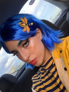 Blue Hair Cosplay Characters, Halloween Costumes Blue Hair, Blue Hair Characters Halloween, Blue Hair Halloween Costumes Ideas, Blue Hair Costume, Coraline Hair, Hair References, Blue Is The Warmest Colour