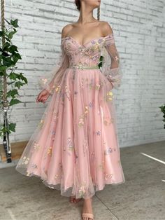 A-Line Prom Dresses Floral Dress Wedding Guest Ankle Length Long Sleeve Off Shoulder Lace with Embroidery Appliques 2023 2023 - US $128.99 Floral Dress Wedding Guest, Midi Prom Dress, Off Shoulder Evening Dress, Prom Dresses With Pockets, Floral Wedding Dress, Pink Prom Dress, Vintage Prom, Tulle Ball Gown, Pink Prom