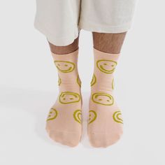 These crew socks are woven from soft and stretchy bamboo rayon — a real treat for your feet! Light Pink Happy features a light pink sock with a lime green smiley face print. Green Smiley Face, Candle Making Equipment, Smiley Face Print, Essential Oil Gift Set, Pink Socks, Face Print, Foodie Gifts, Fragrance Collection, Smiley Face