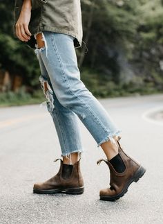 Blundstone High Top Boots, Blundstone Boots Women, Blundstone Outfit, Blundstone Style, Blundstone Chelsea Boots, Fun Fits, Blundstone Women, Cuff Jeans, City Outfit